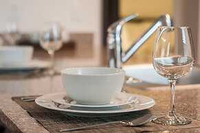 Abode Memphis - Downtown Madison Ave