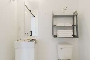 Abode Philadelphia - Center City Convention Center