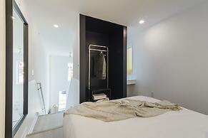 Abode Philadelphia - Center City Convention Center