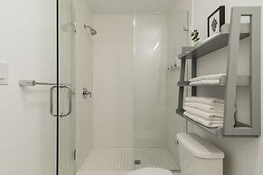 Abode Philadelphia - Center City Convention Center