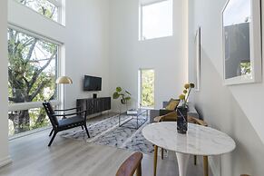 Abode Philadelphia - Center City Convention Center