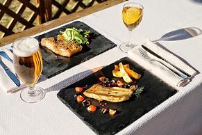 AZIMUT Hotel Volga Astrakhan