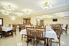 AZIMUT Hotel Volga Astrakhan