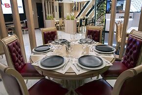 Family Hotel Business Club