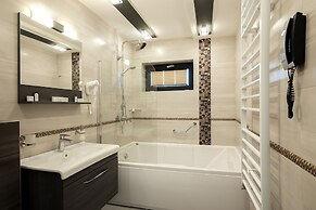 Family Hotel Business Club