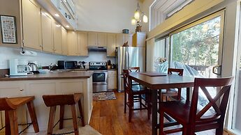 Sierra Park Villas 11 Spacious and Bright, Walk to Shops, Restaurants,