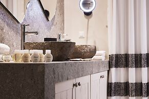 Amazon Mykonos Resort & Spa