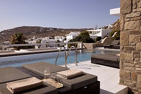 Amazon Mykonos Resort & Spa