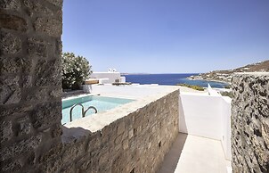 Amazon Mykonos Resort & Spa