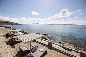 Amazon Mykonos Resort & Spa