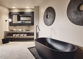 Amazon Mykonos Resort & Spa
