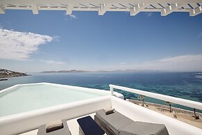 Amazon Mykonos Resort & Spa