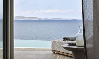 Amazon Mykonos Resort & Spa