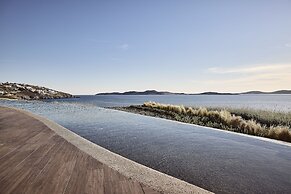 Amazon Mykonos Resort & Spa