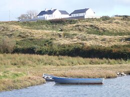 Timmys Cottage Heir Island by Trident Holiday Homes