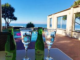 Southern Comfort - On the Pool