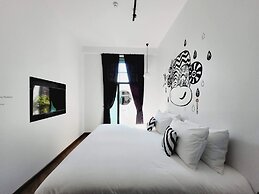 Blu Monkey Hub & Hotel Ranong