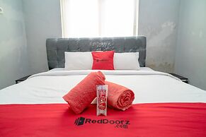 RedDoorz @ Jalan Pendidikan Mataram