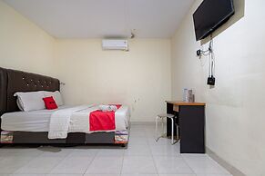 RedDoorz @ Medan Johor 2