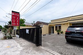 RedDoorz @ Medan Johor 2