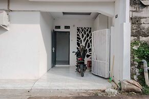 KoolKost Syariah near Bintaro Jaya Xchange