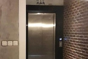 RedDoorz Plus @ Doorman Guest House