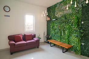 Sans Hotel Kupang Indah Surabaya