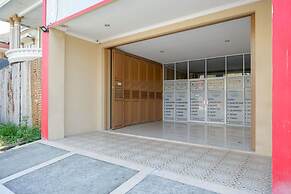 RedDoorz near Hartono Mall Solo