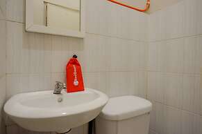 RedDoorz near Stasiun Tawang Semarang