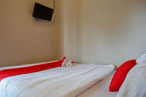 RedDoorz near Stasiun Tawang Semarang