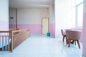 RedDoorz Syariah near Taman Siring 2