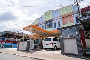 RedDoorz Syariah near Taman Siring 2