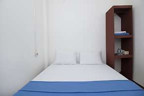 RedDoorz near Riau Junction Mall 2