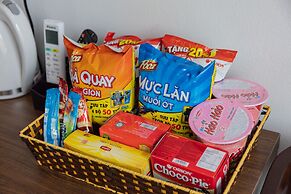 Airport Classic Hotel & Travel