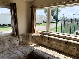 Beautiful 3-bedroom Caravan at Mersea Island