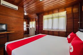 OYO 1143 Phet Luran Thai Resort Kohchang