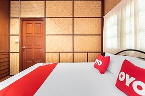 OYO 1143 Phet Luran Thai Resort Kohchang