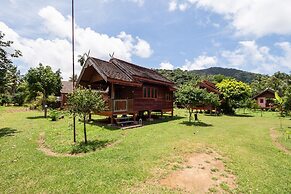 OYO 1143 Phet Luran Thai Resort Kohchang