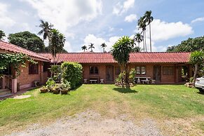 OYO 1143 Phet Luran Thai Resort Kohchang