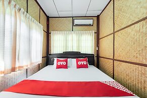 OYO 1143 Phet Luran Thai Resort Kohchang