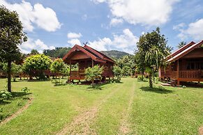 OYO 1143 Phet Luran Thai Resort Kohchang