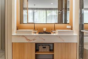 Diamond Condo by Villacarte