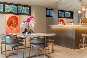 Diamond Condo by Villacarte