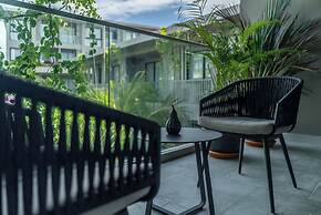 Diamond Condo by Villacarte