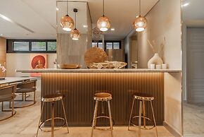 Diamond Condo by Villacarte