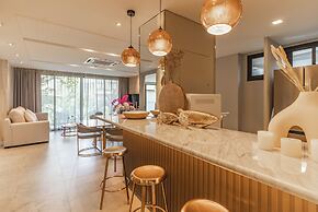 Diamond Condo by Villacarte