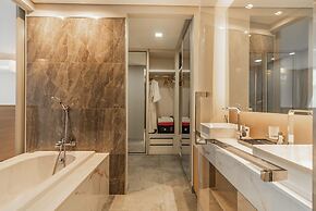 Diamond Condo by Villacarte