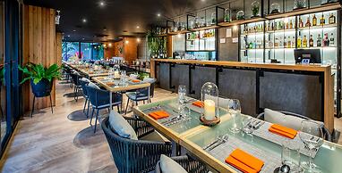 Diamond Condo by Villacarte