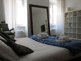 Babuino Apartments - Piazza di Spagna