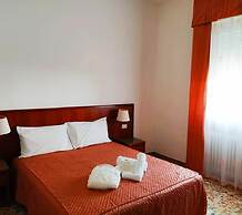 Bed & Breakfast Domus Cesena